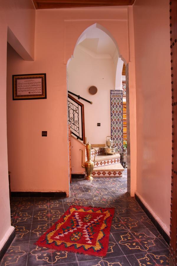 Riad La Porte Des 5 Jardins Marrakesh Ngoại thất bức ảnh